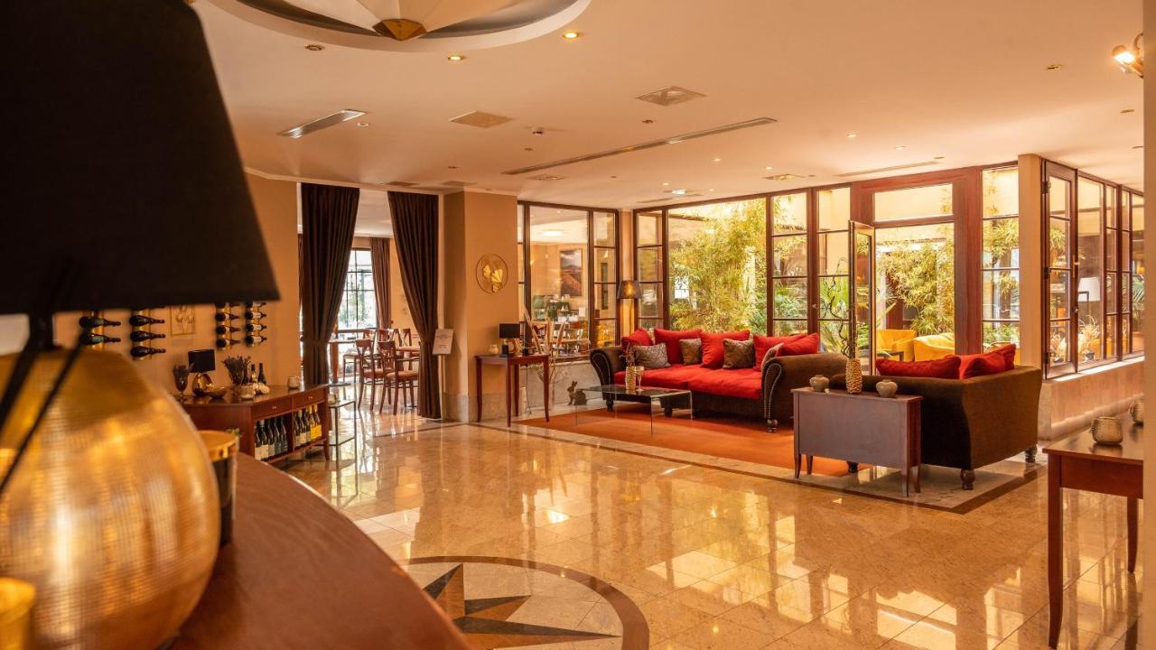 Hotel Tihany Atrium Экстерьер фото